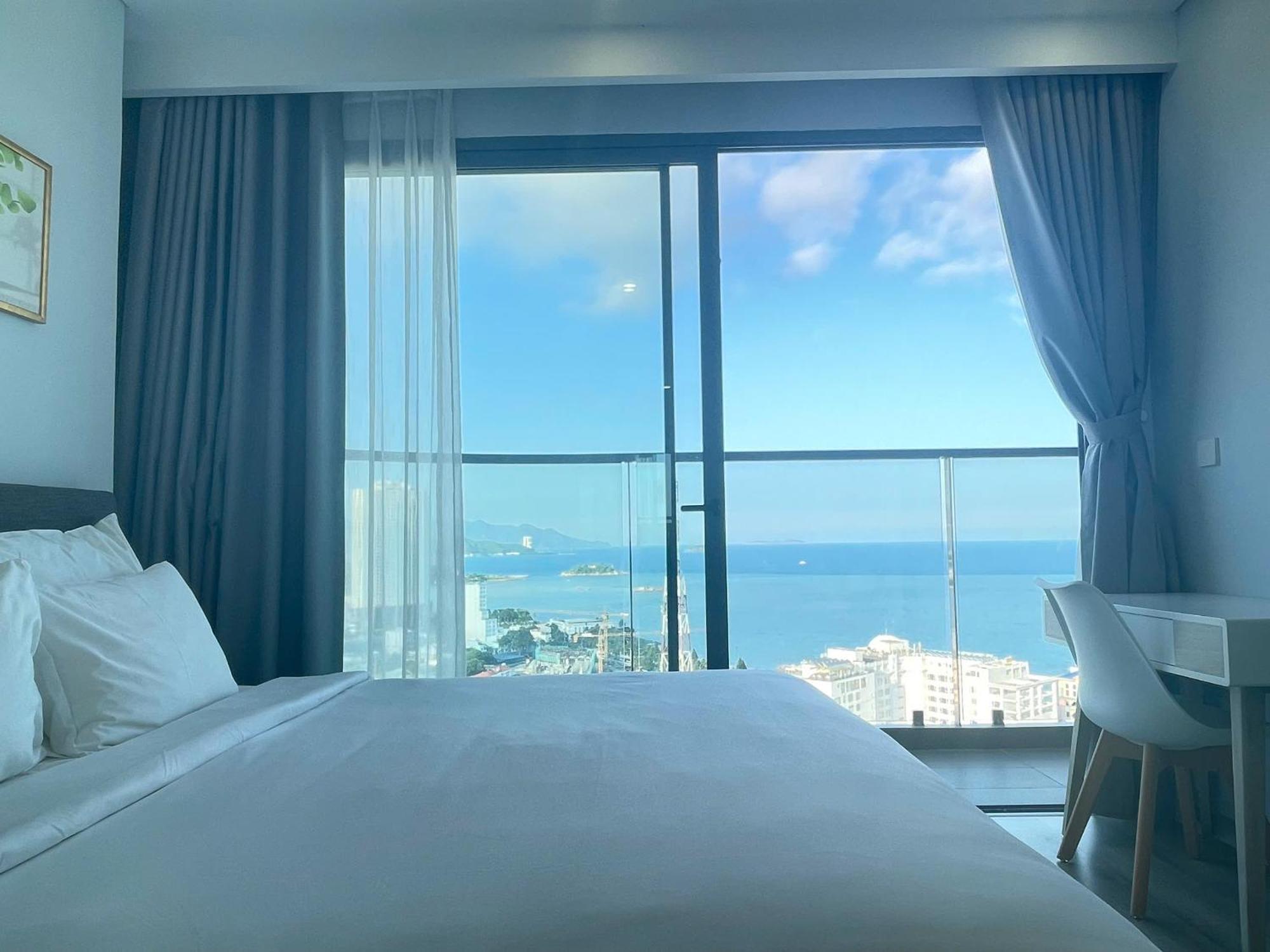 Marina Suites Apartment Nha Trang Exteriör bild