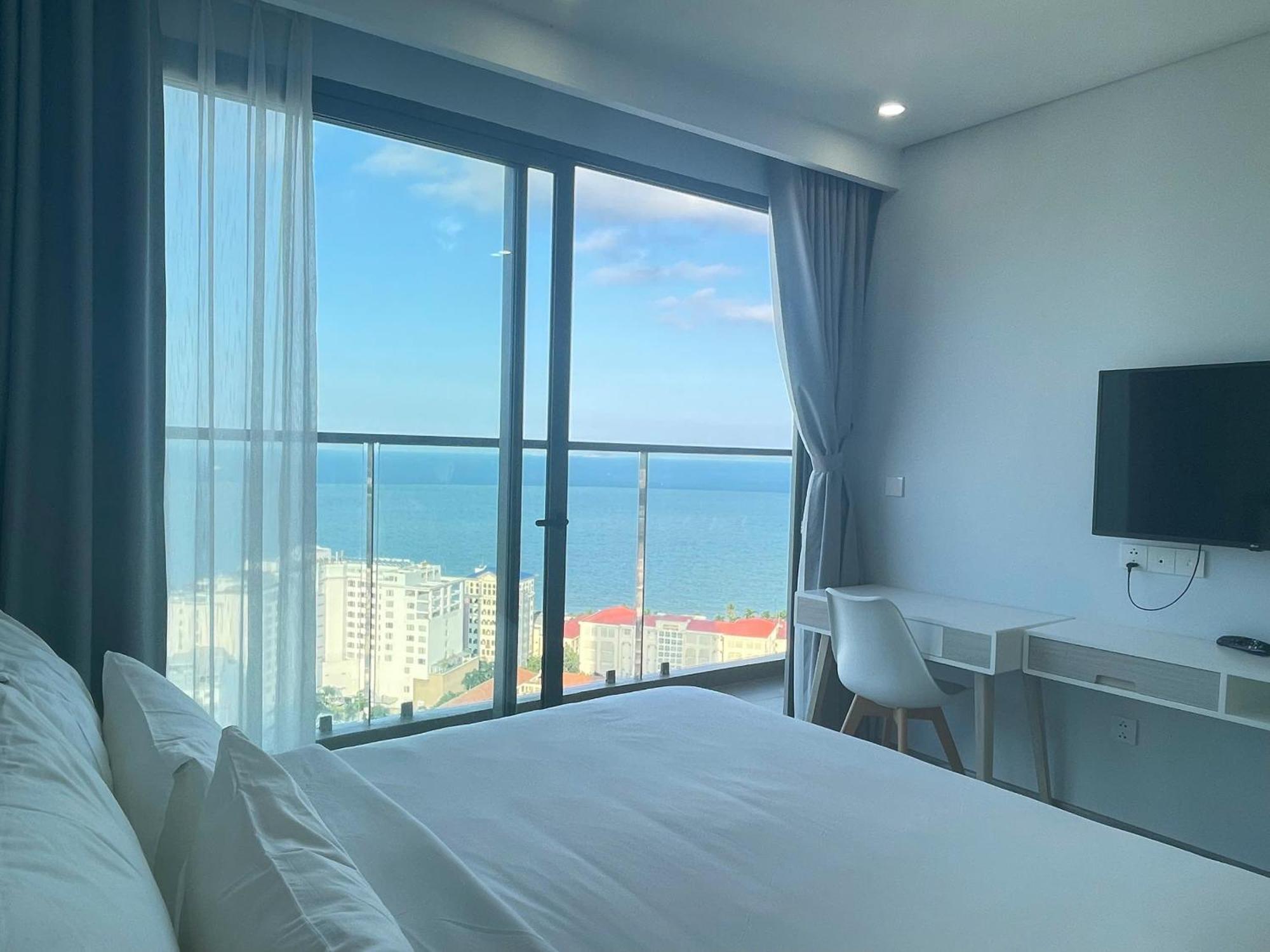 Marina Suites Apartment Nha Trang Exteriör bild