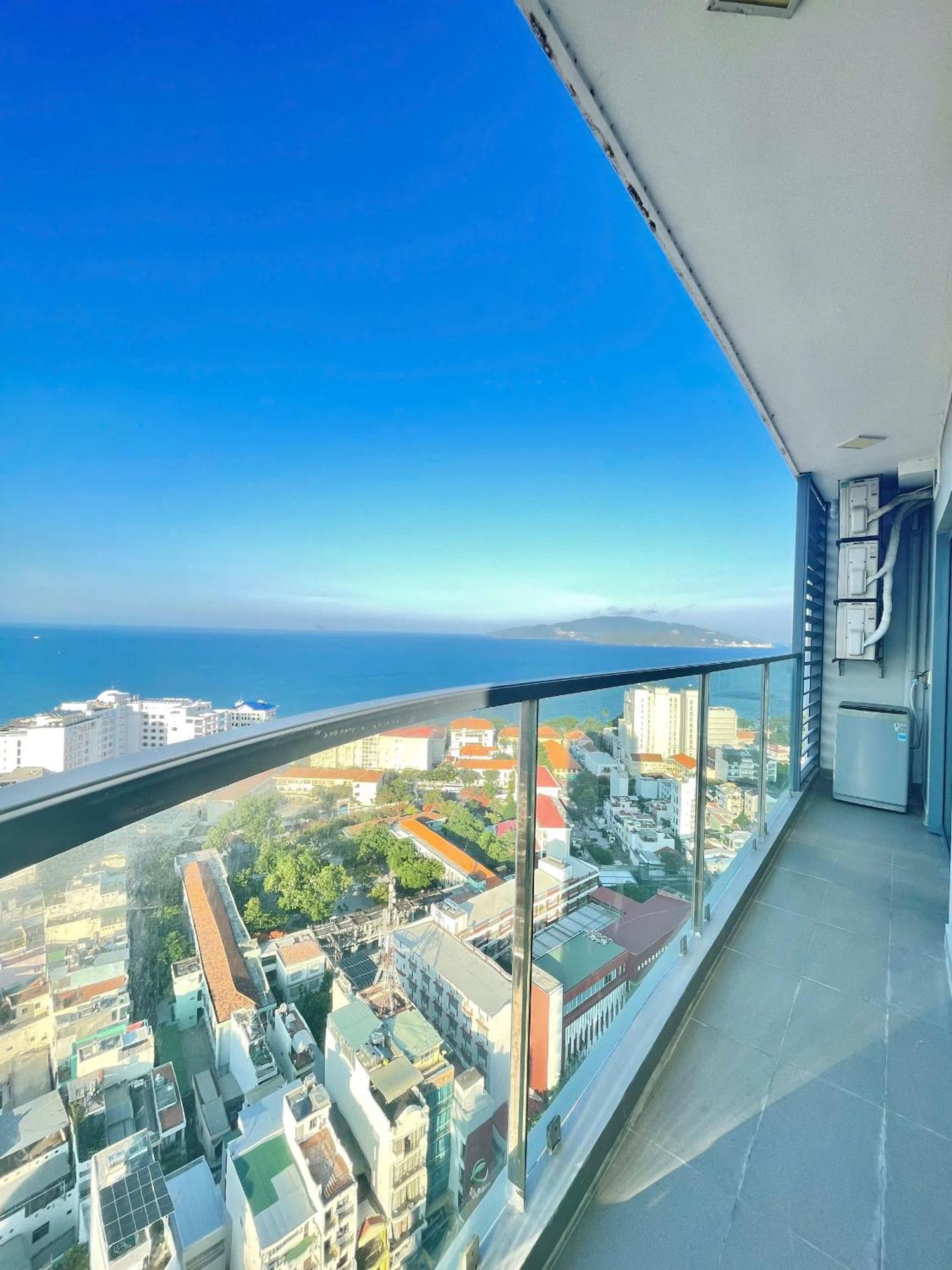 Marina Suites Apartment Nha Trang Exteriör bild